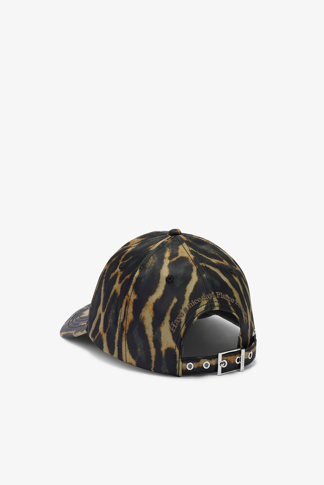 Cap in Printed Nylon, Boa