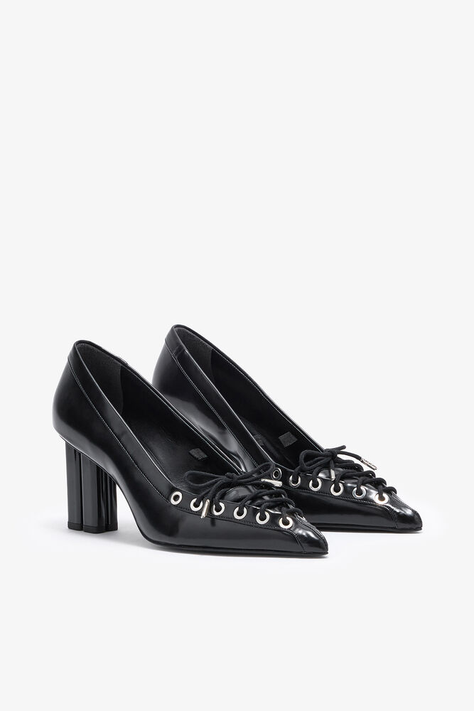 Lace Up Butterfly High Pump in Black, Black