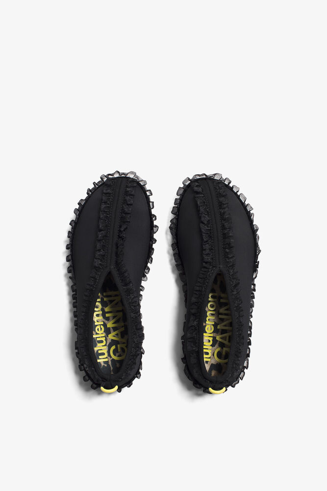 Flat Mate Ruffle Trim Shoes, Black
