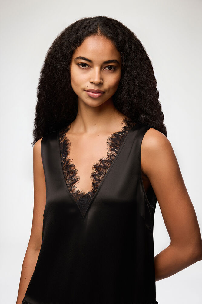 Dress in Lace Satin, Black