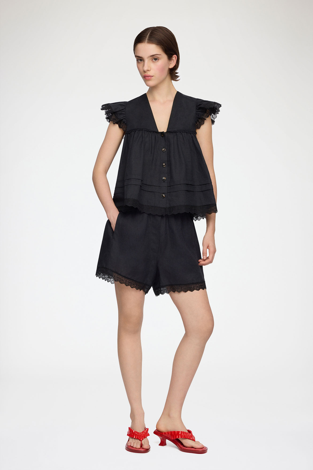 Bluse aus schwarzem Leinen, Linen, in colour Black - 2 - GANNI