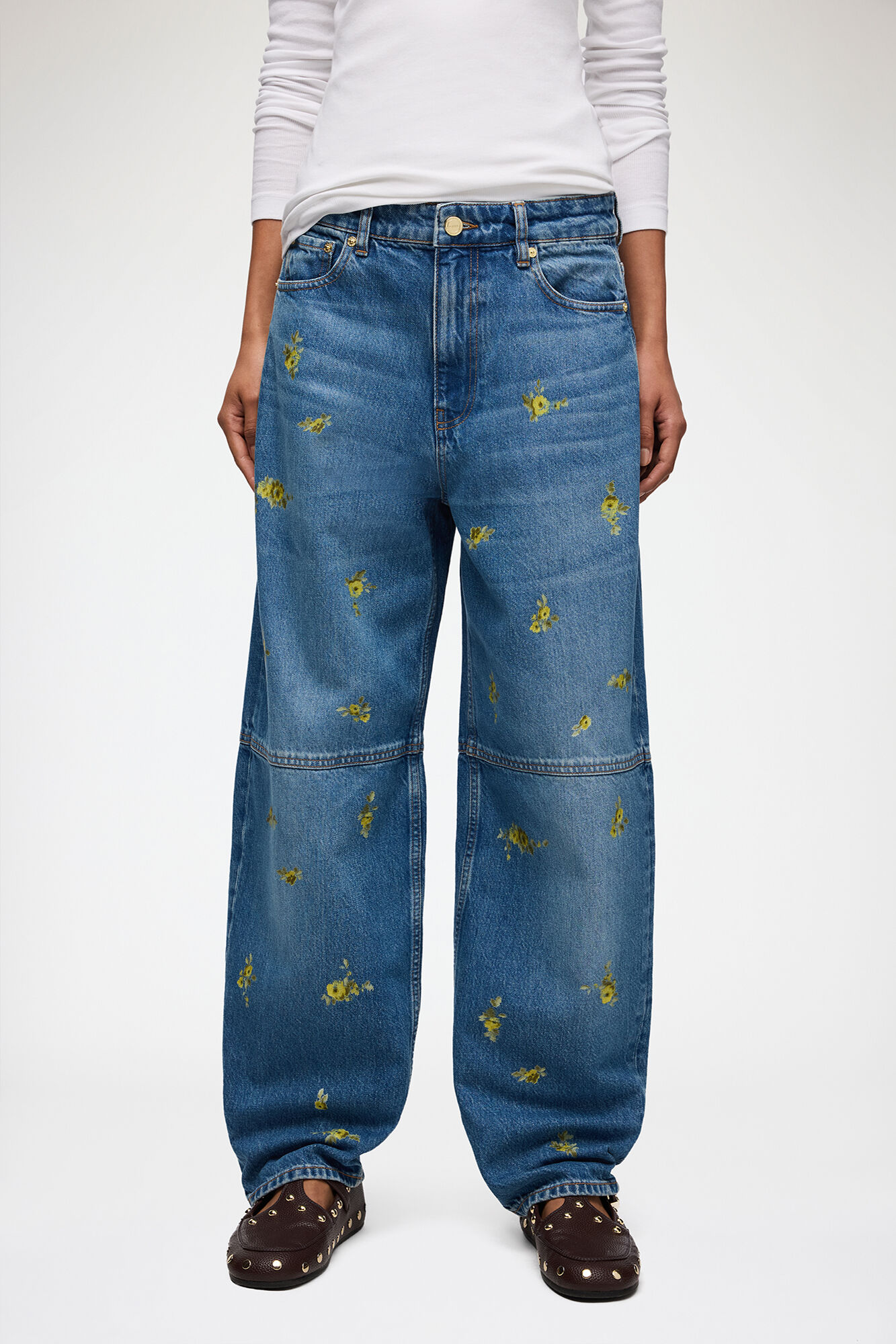 Stary jeans i printet denim, Organic Cotton, in colour Light Blue Vintage - 2 - GANNI