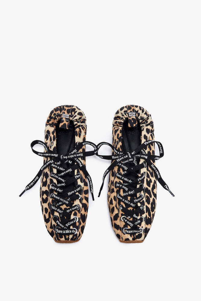 Sporty Ballerina in Leopard, Leopard