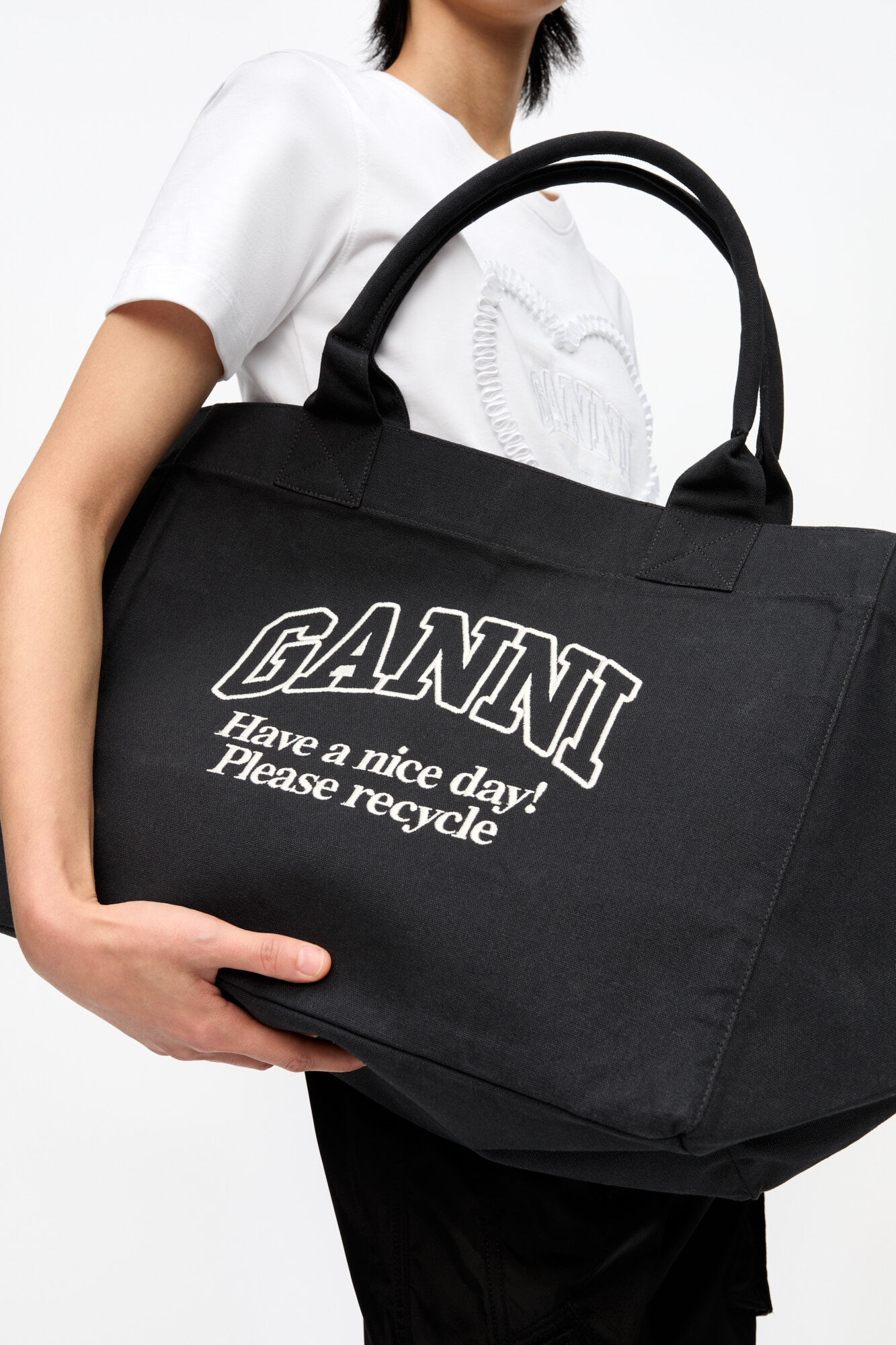 Tote XXL in Black, Recycled Cotton, in colour Phantom - 2 - GANNI