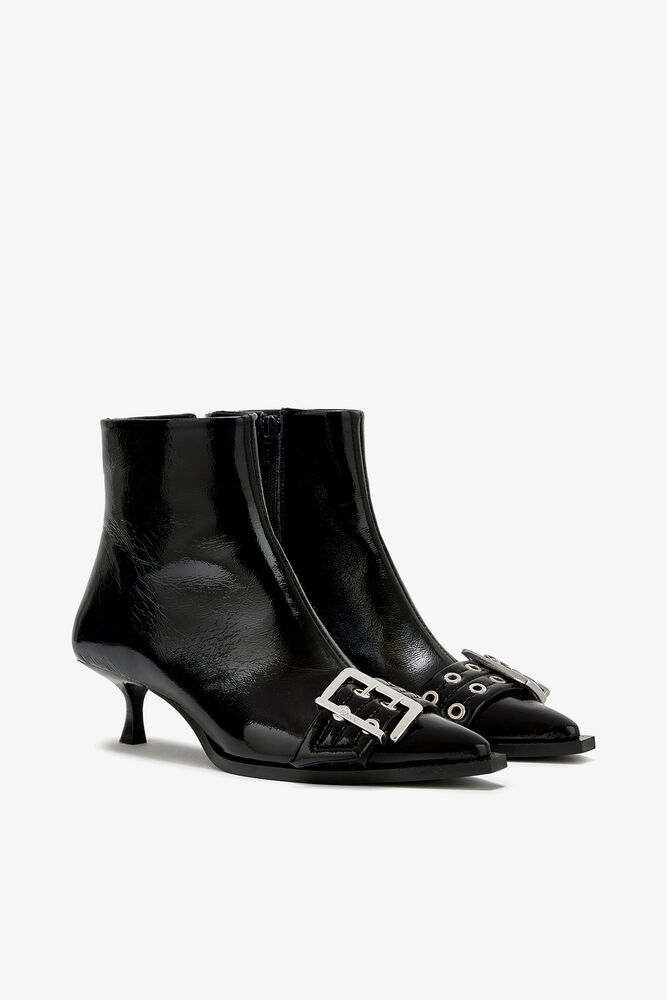 Buckle Boot Low in Black, Black