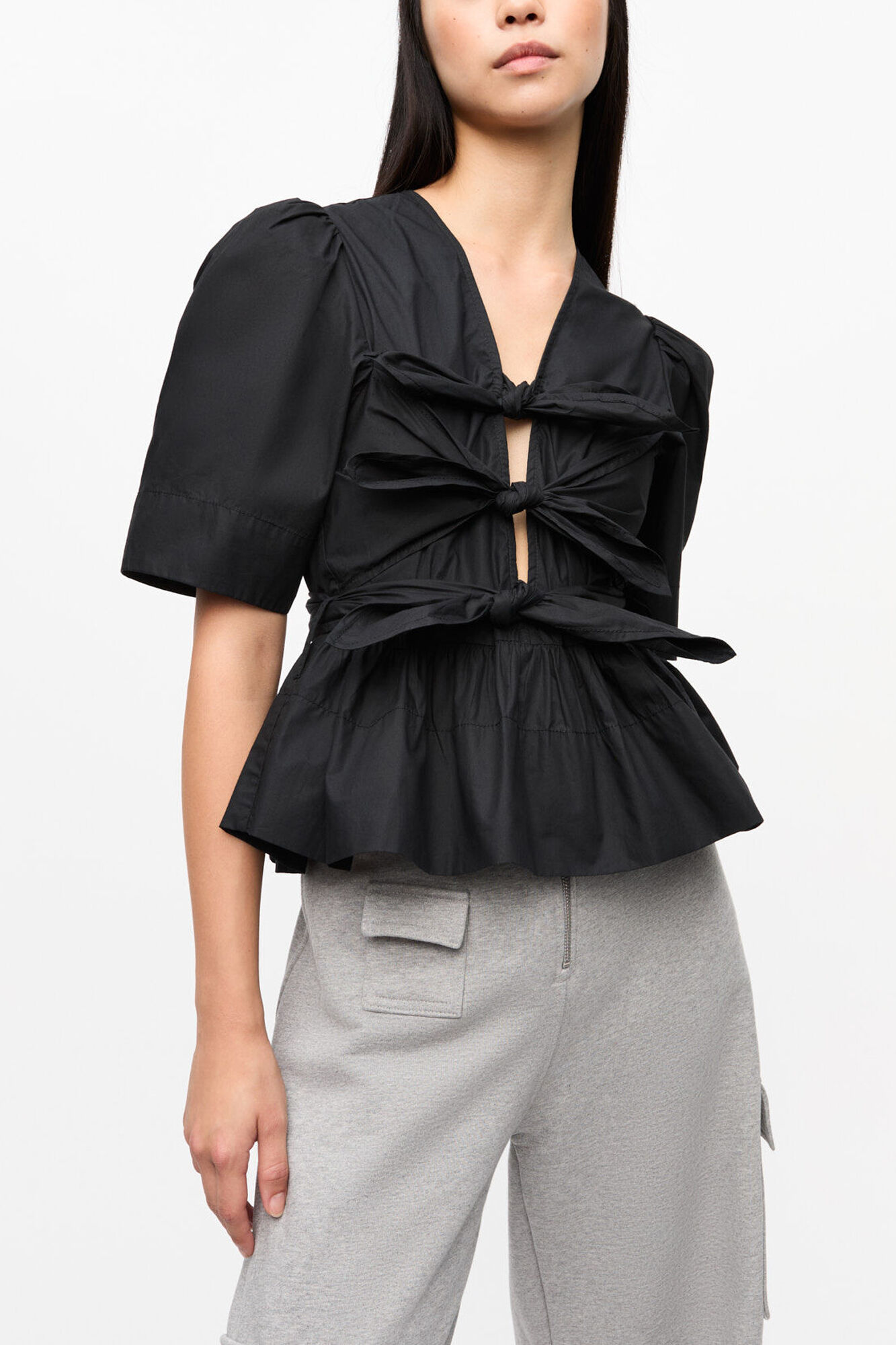 ブラック ストレッチコットン タイストラップ ブラウス, Organic Cotton, in colour Black - 1 - GANNI