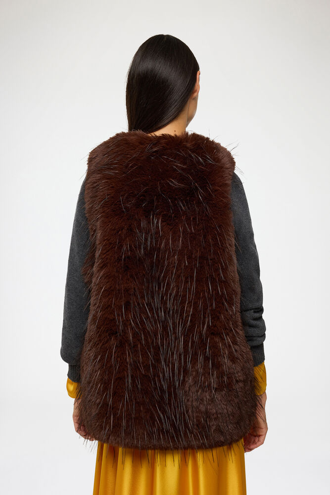 Vest in Alternative Fur, Chicory Coffee
