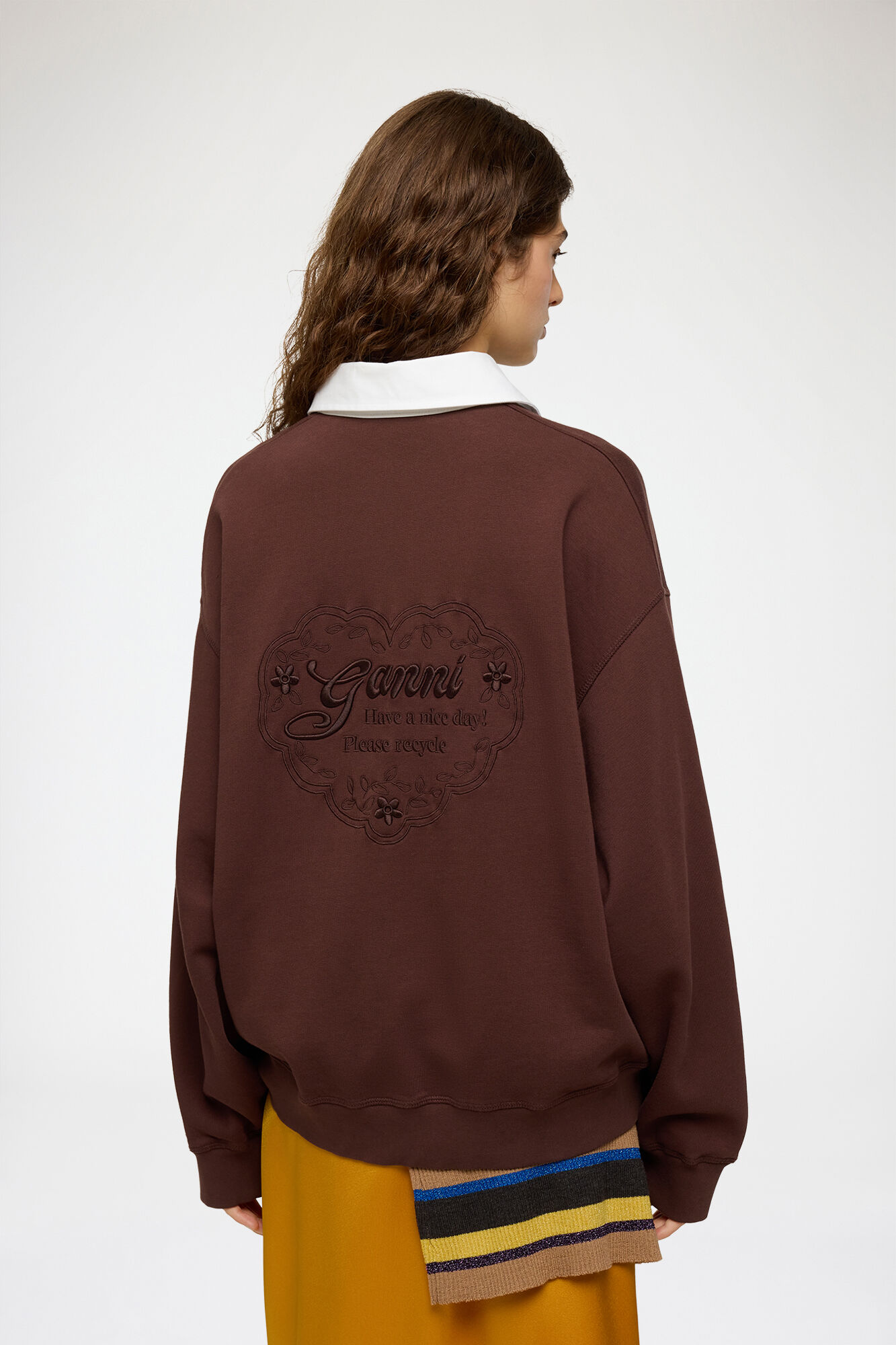 Polotrøje med hjertebroderi, Organic Cotton, in colour Chicory Coffee - 3 - GANNI