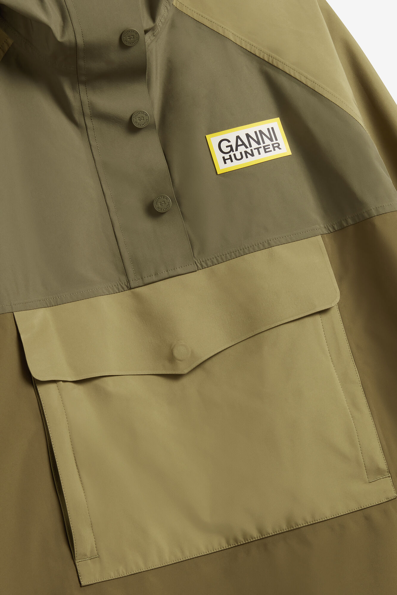 Poncho in 10K Waterproof Shell, Recycled Polyester, in colour Military Olive - 3 - GANNI