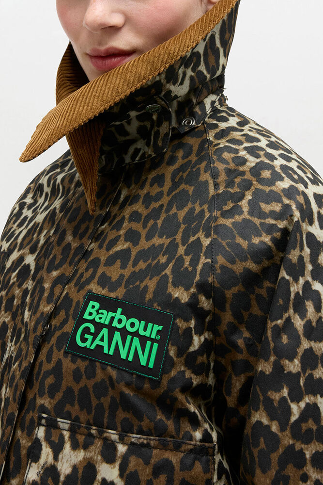 Short Wax Jacket in Leopard, Leopard
