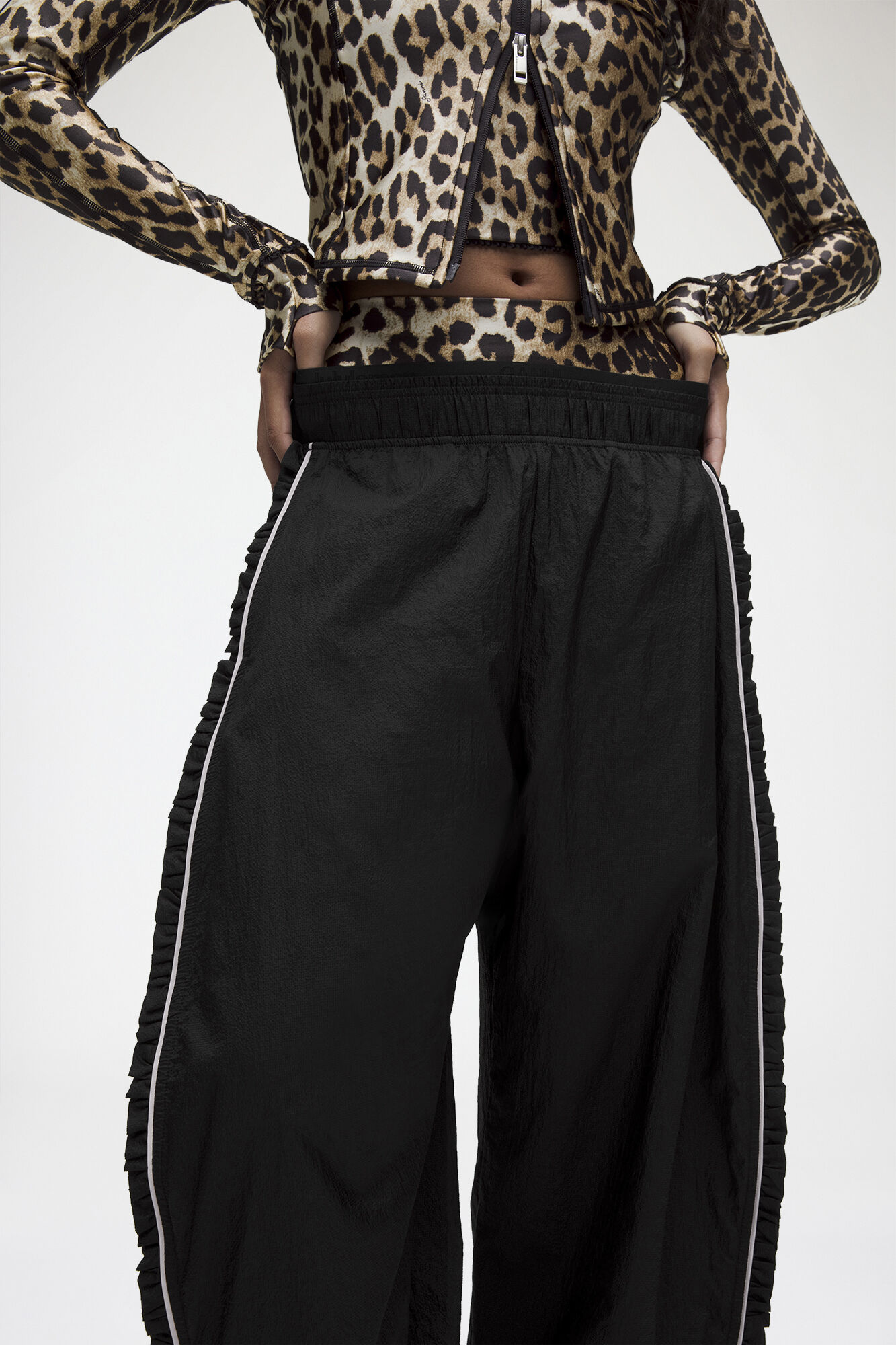 Ruffle-Trim Textured MR Pants, Recycled Polyamide, in colour Black - 7 - GANNI