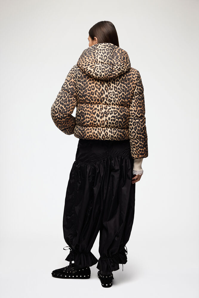 Mini-Pufferjacke aus Nylon in Leopard, Almond Milk