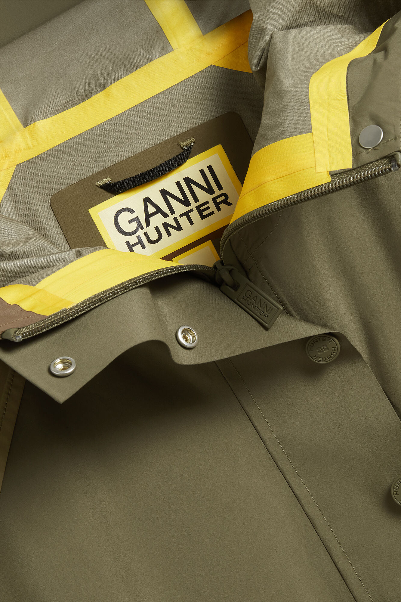 Poncho in 10K Waterproof Shell, Recycled Polyester, in colour Military Olive - 4 - GANNI