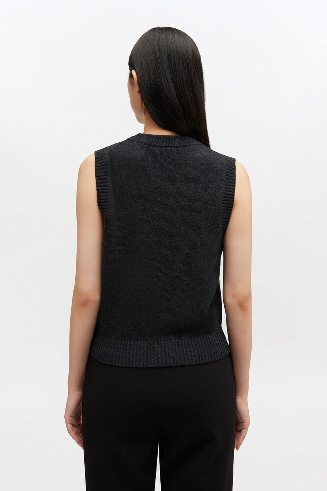 Knit Vest in Graphic Wool, Phantom