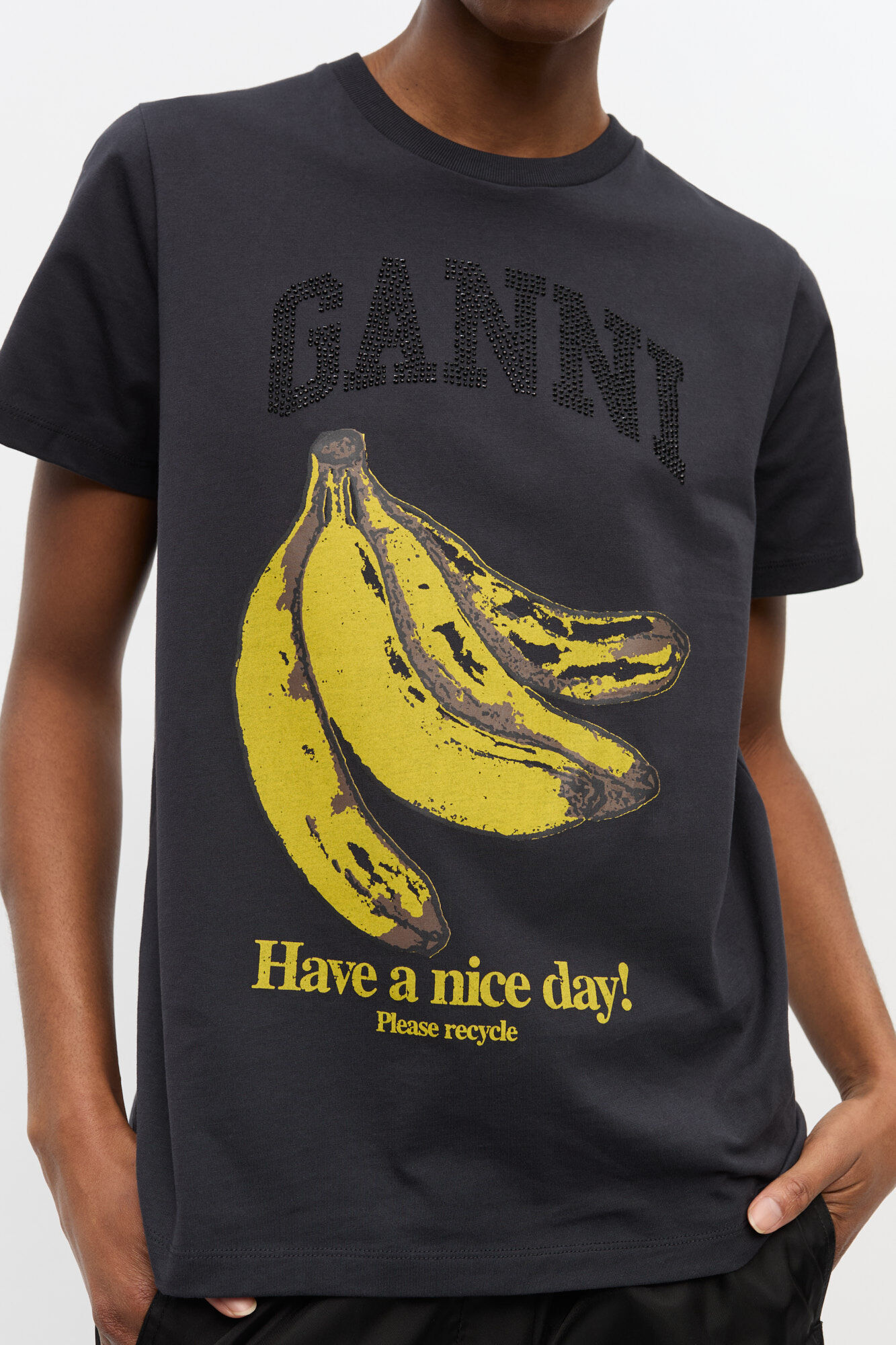 Black Banana Graphic T-shirt, Organic Cotton, in colour Phantom - 3 - GANNI