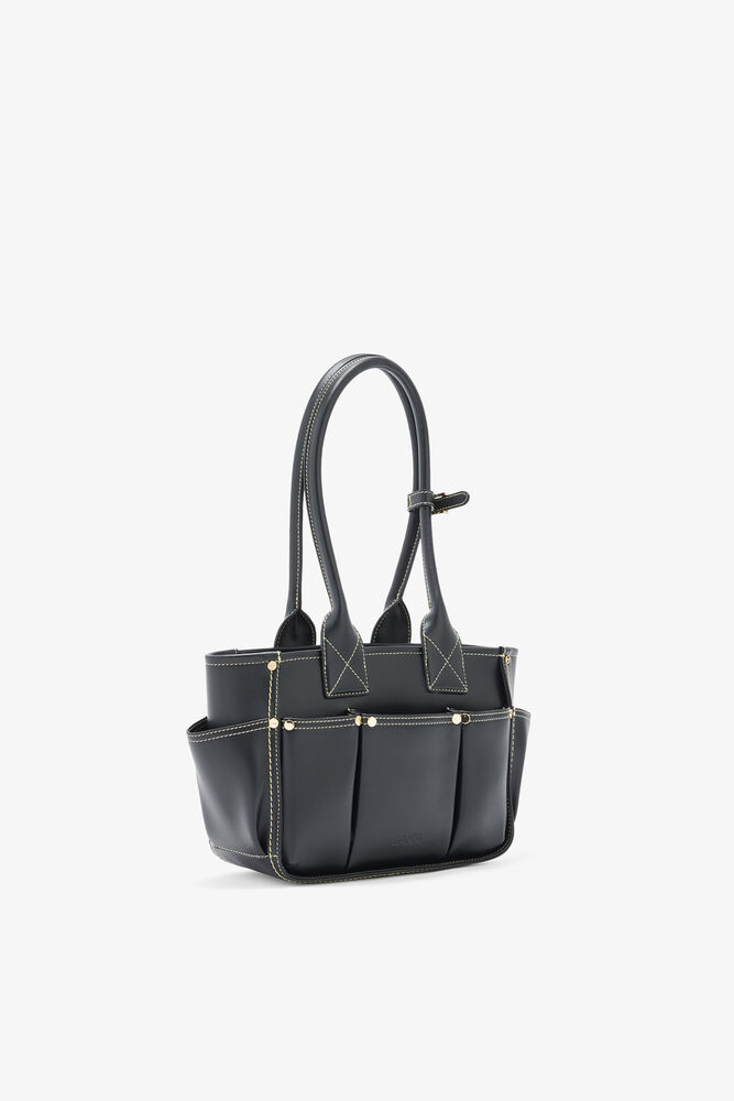 Posy Small in Black, Black