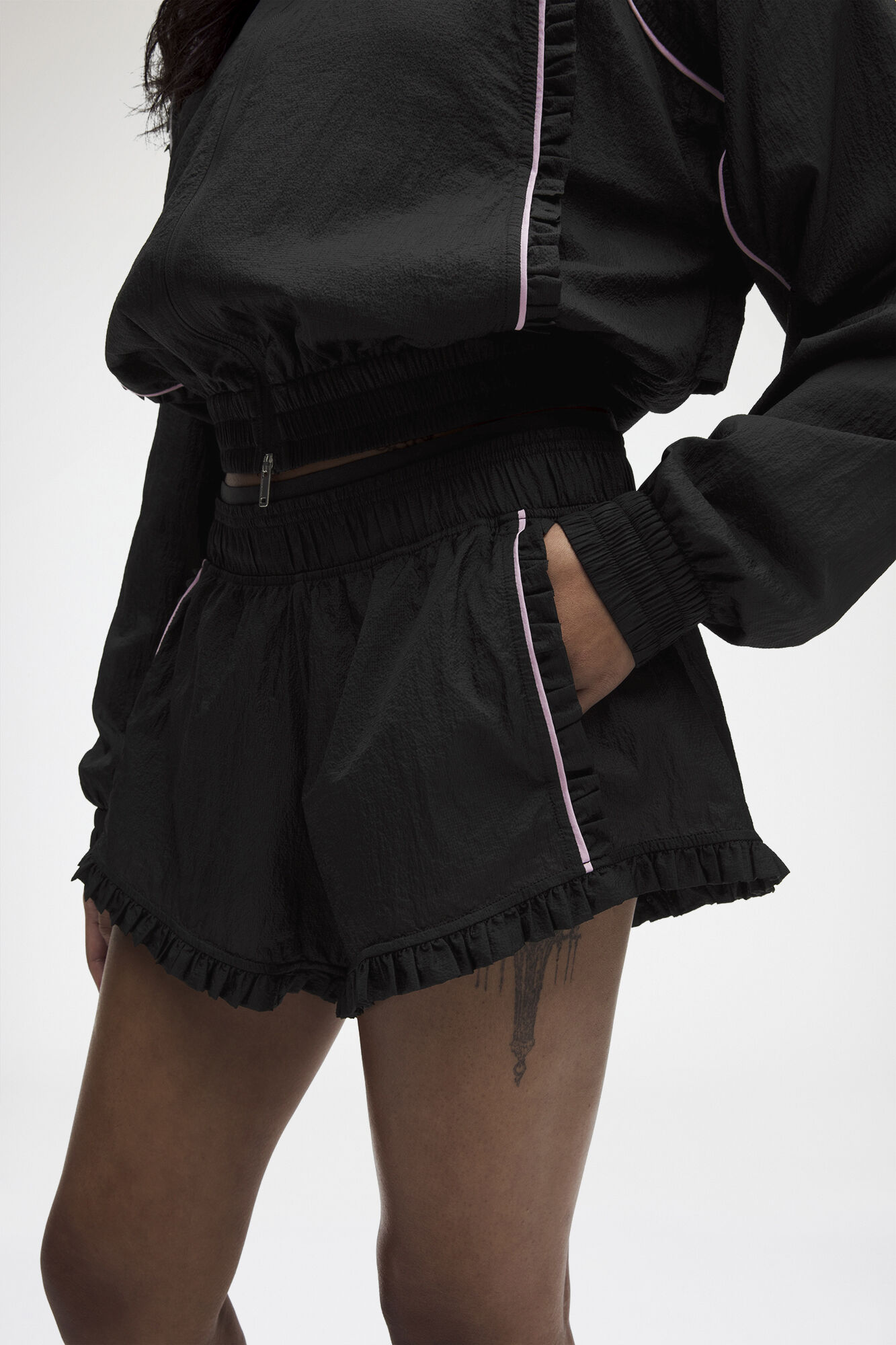 Ruffle-Trim Textured MR Shorts, Recycled Polyamide, in colour Black - 4 - GANNI