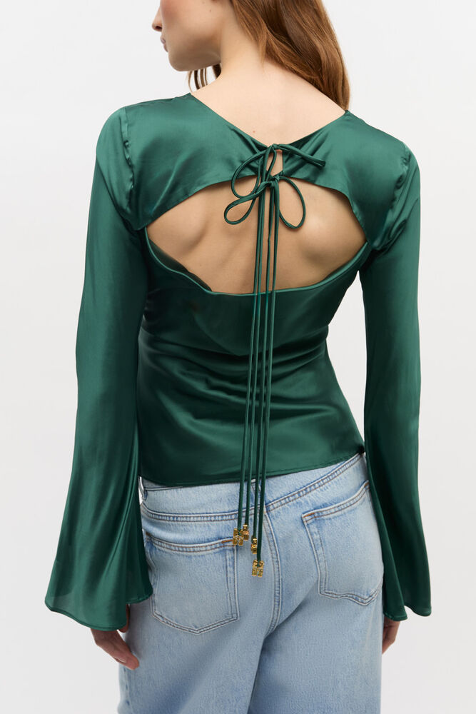 Green Satin Blouse, Pineneedle