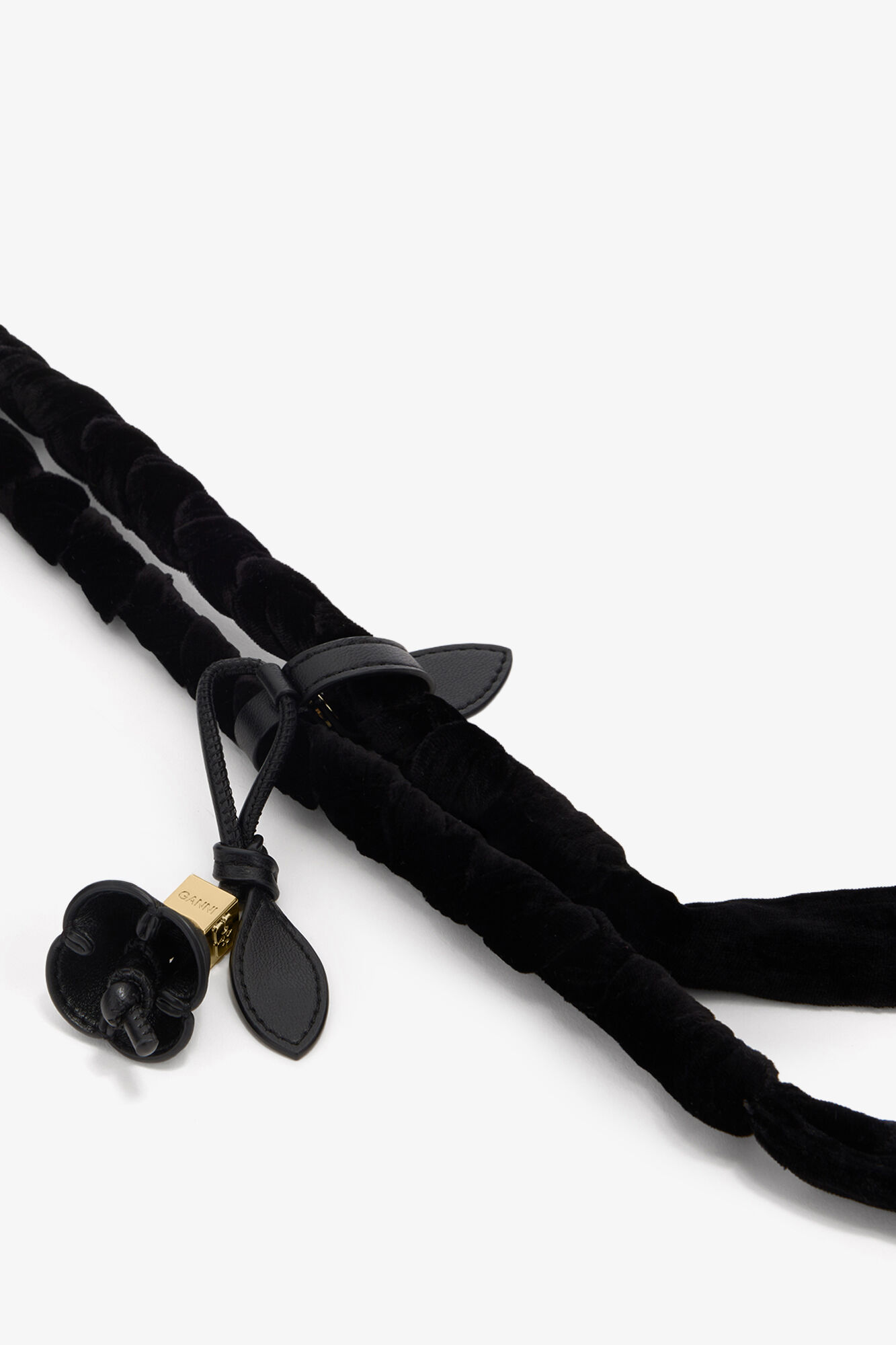 Belt in Silk Velvet, Viscose, in colour Black - 2 - GANNI