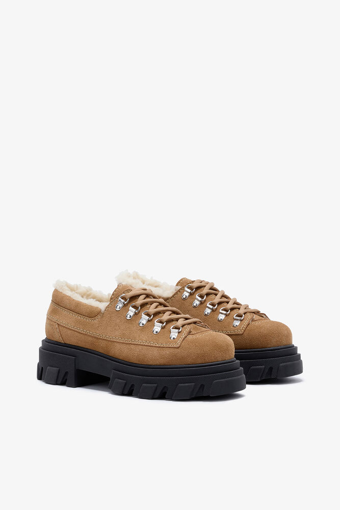 Cleated Derbies in Brown, Cognac