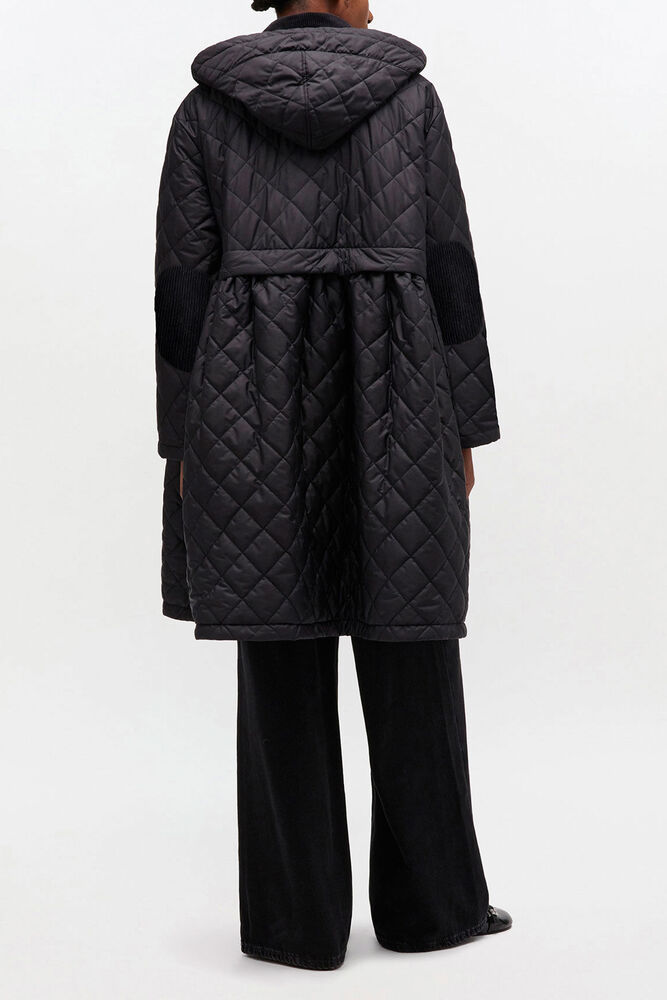 Quilted Long Coat in Black, Black