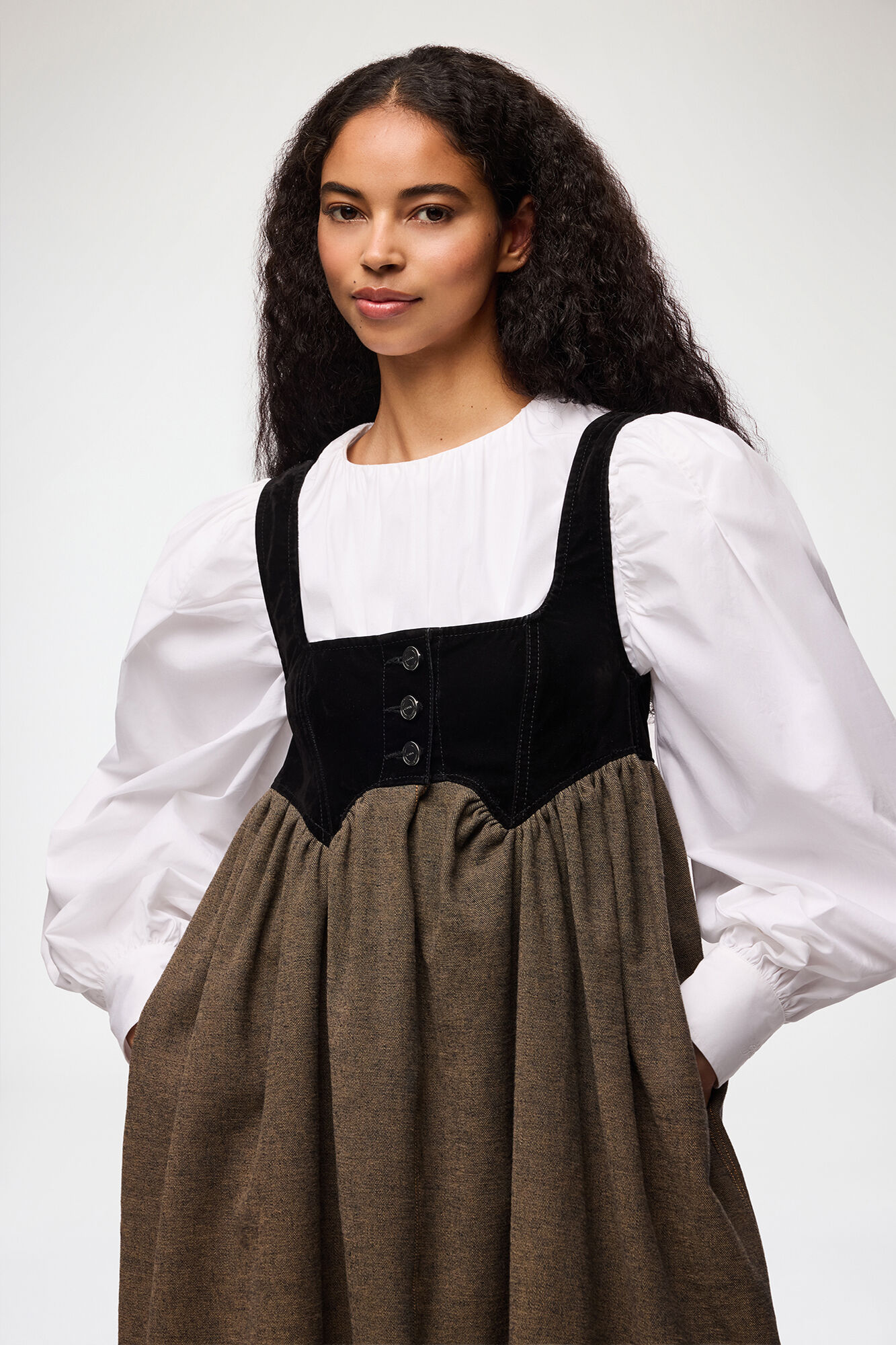 Dress in Neppy Denim, Cotton, in colour Chicory Coffee - 3 - GANNI