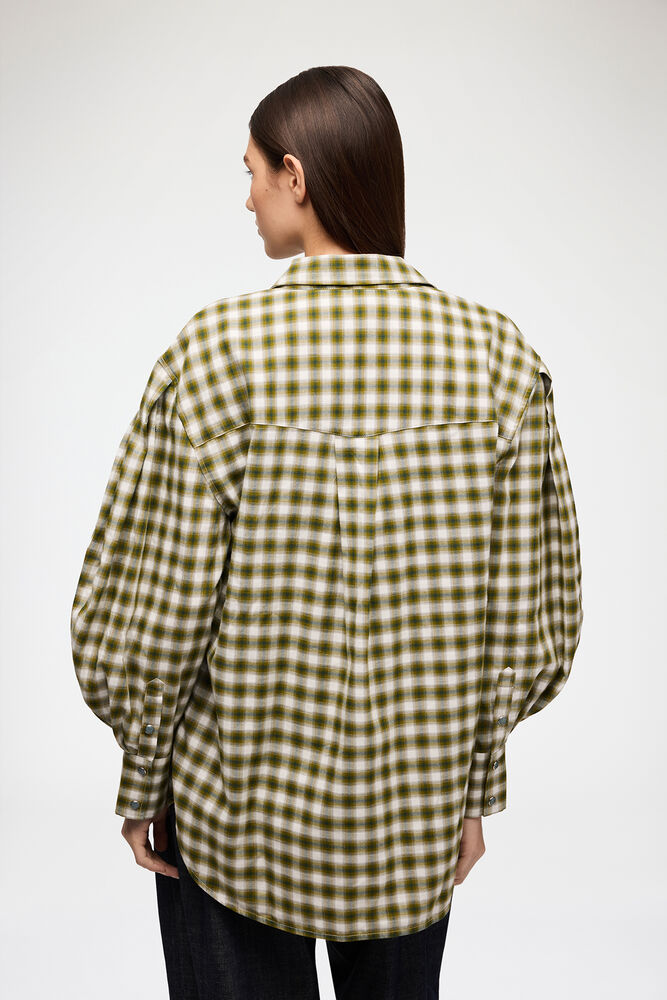 Shirt in Light Check Flannel, Green Moss