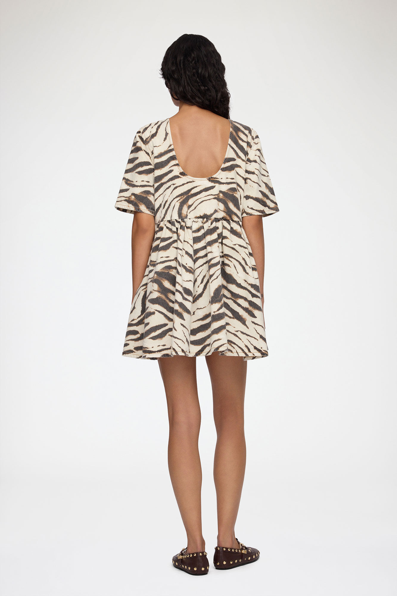 Dress in Zebra Denim, Organic Cotton, in colour Egret - 2 - GANNI
