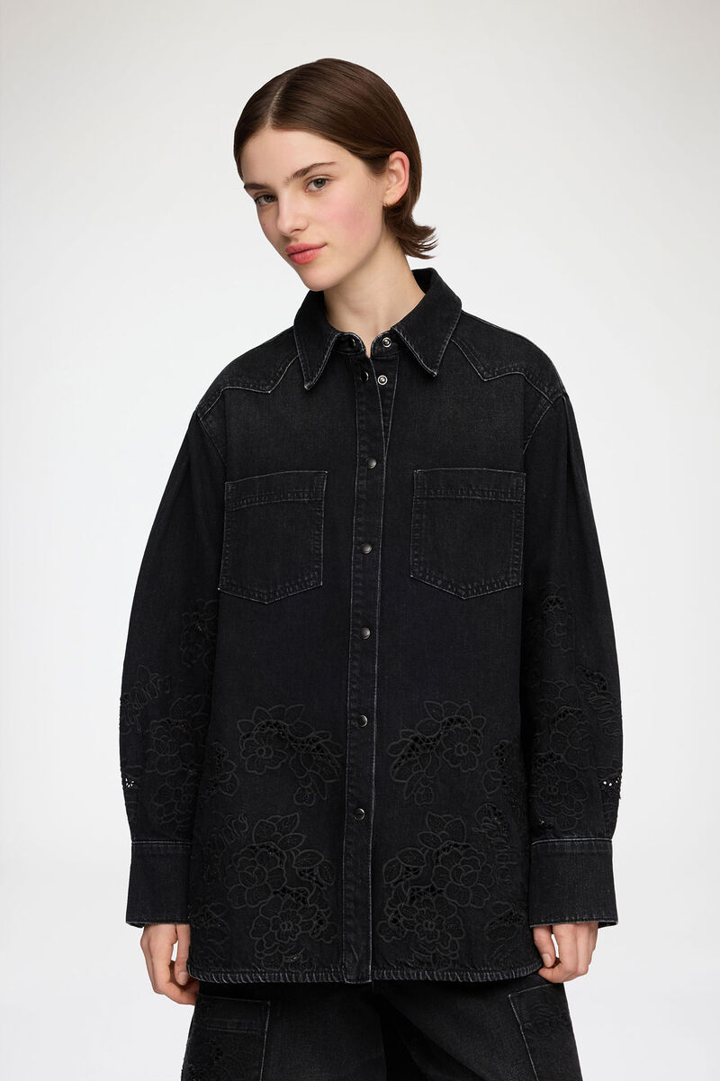 Shirt in Denim Broderie Anglaise, Organic Cotton, in colour Black Washed - 1 - GANNI