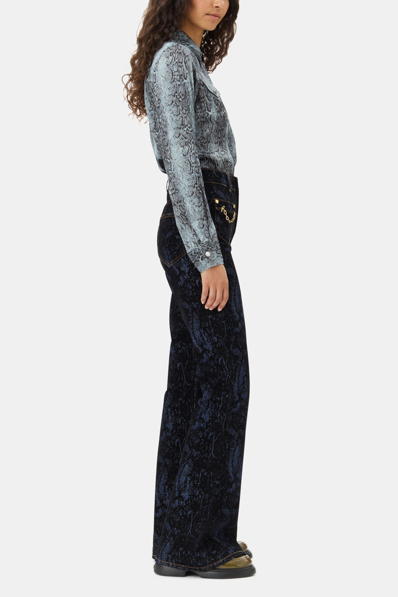 Blue Snake Printed Shirt, Viscose, in colour Celestial Blue - 3 - GANNI