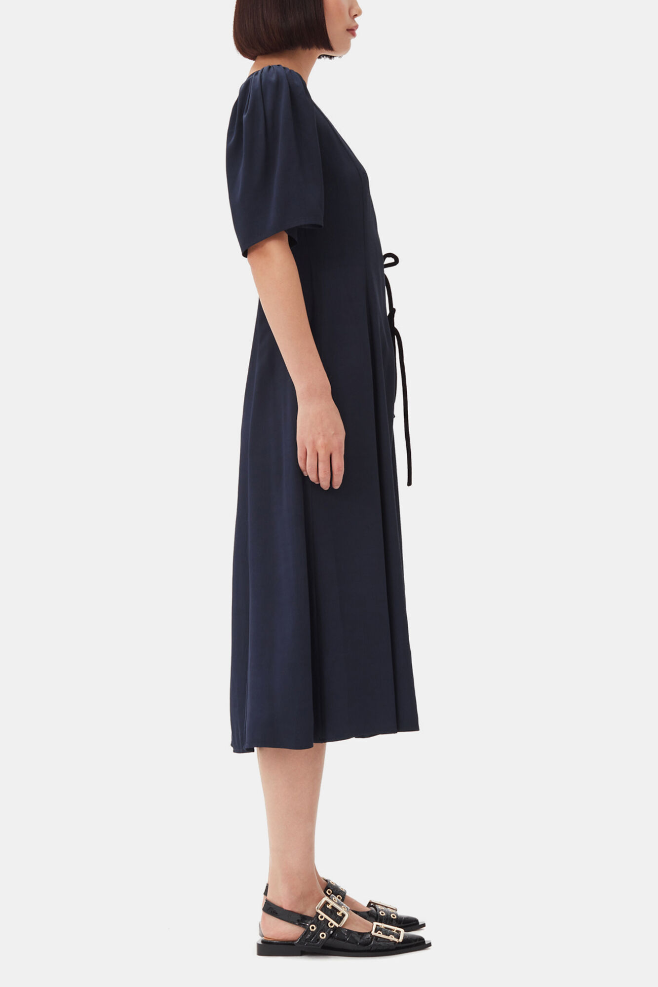 Feminine ballerinaer med spænde i sort croco, Recycled Leather, in colour Black - 3 - GANNI