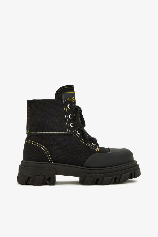 Trail Boots in Black Canvas, Black