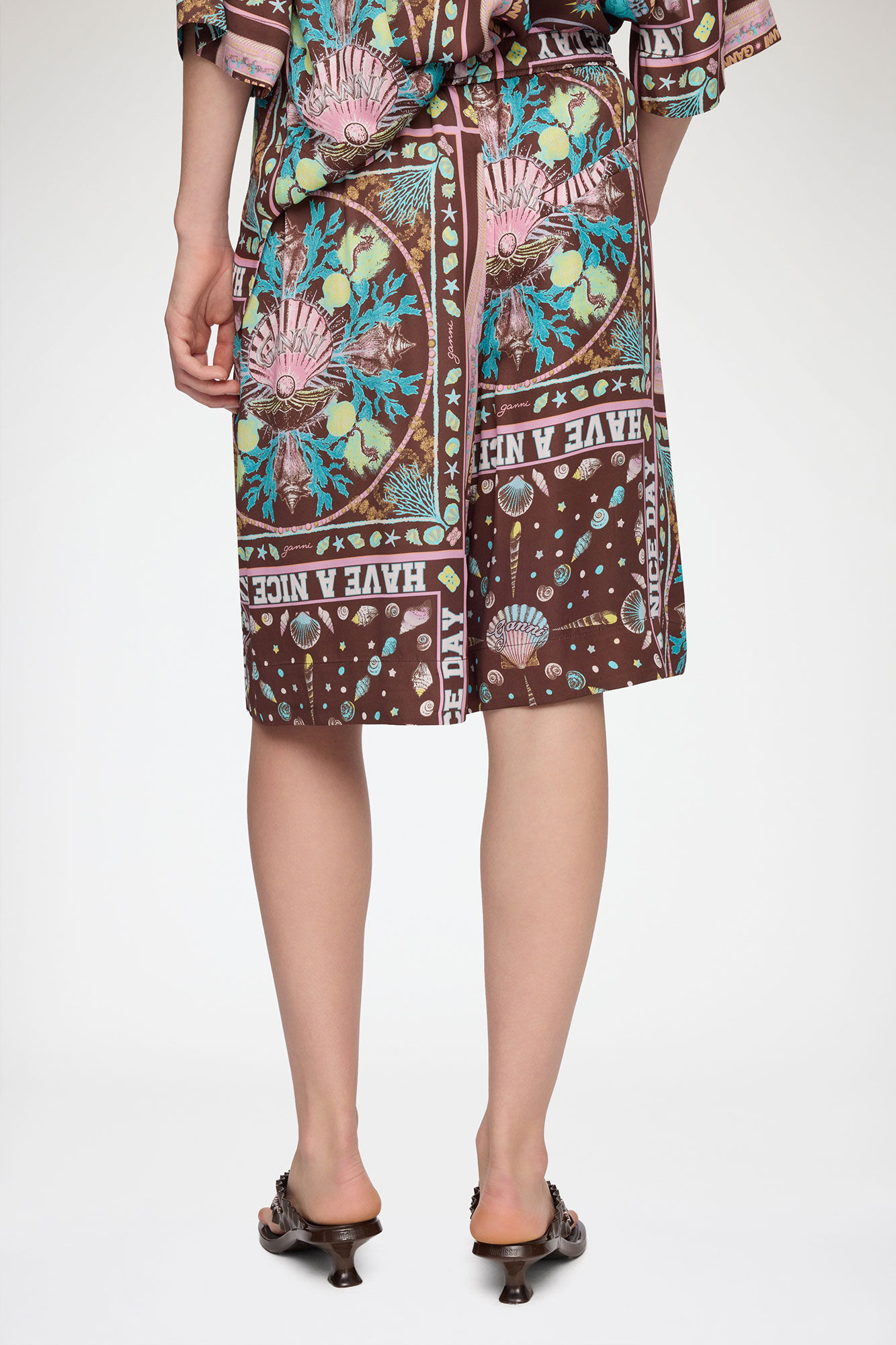 Shorts in Printed Twill, Viscose, in colour Chicory Coffee - 3 - GANNI