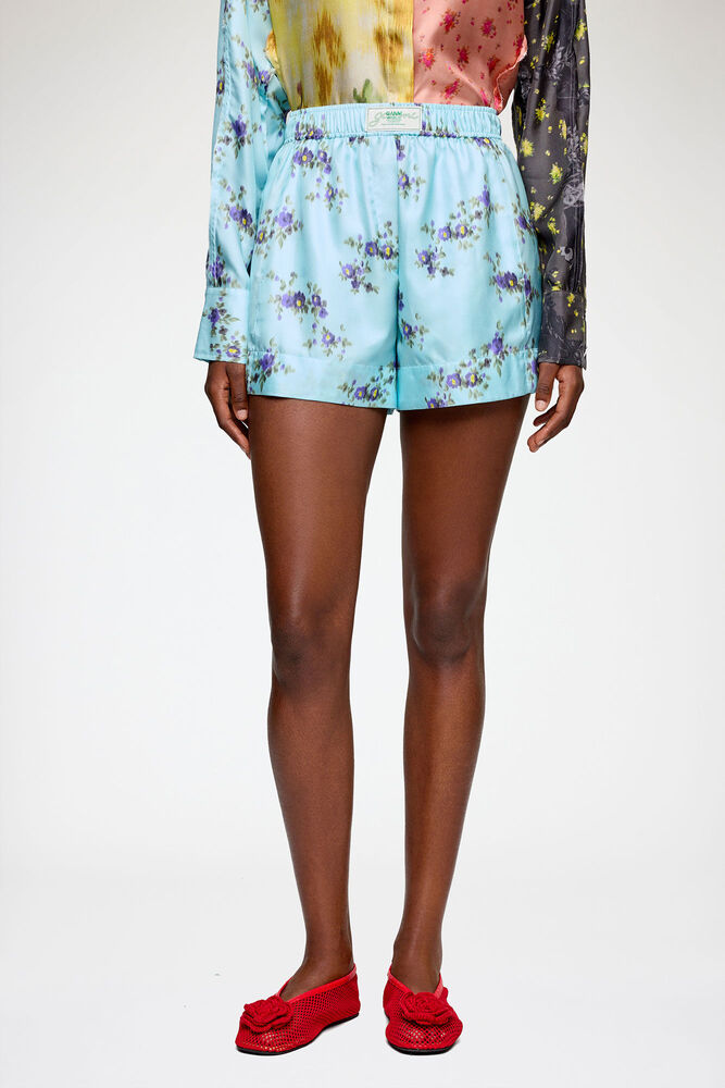 Shorts in Printed Silk, Iced Aqua