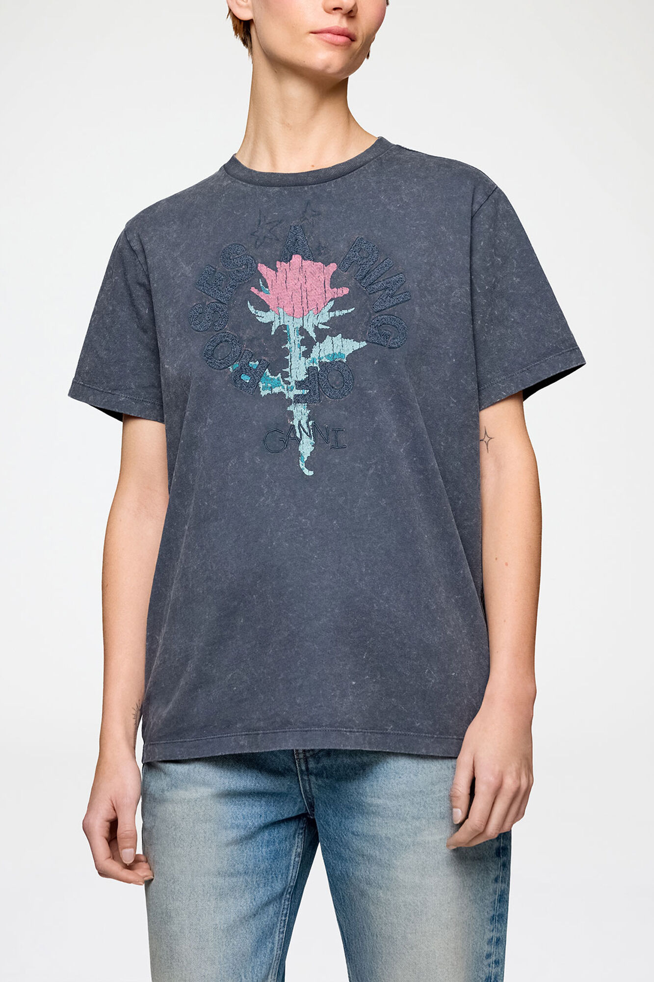 T-shirt with Rose, Recycled Cotton, in colour Phantom - 2 - GANNI