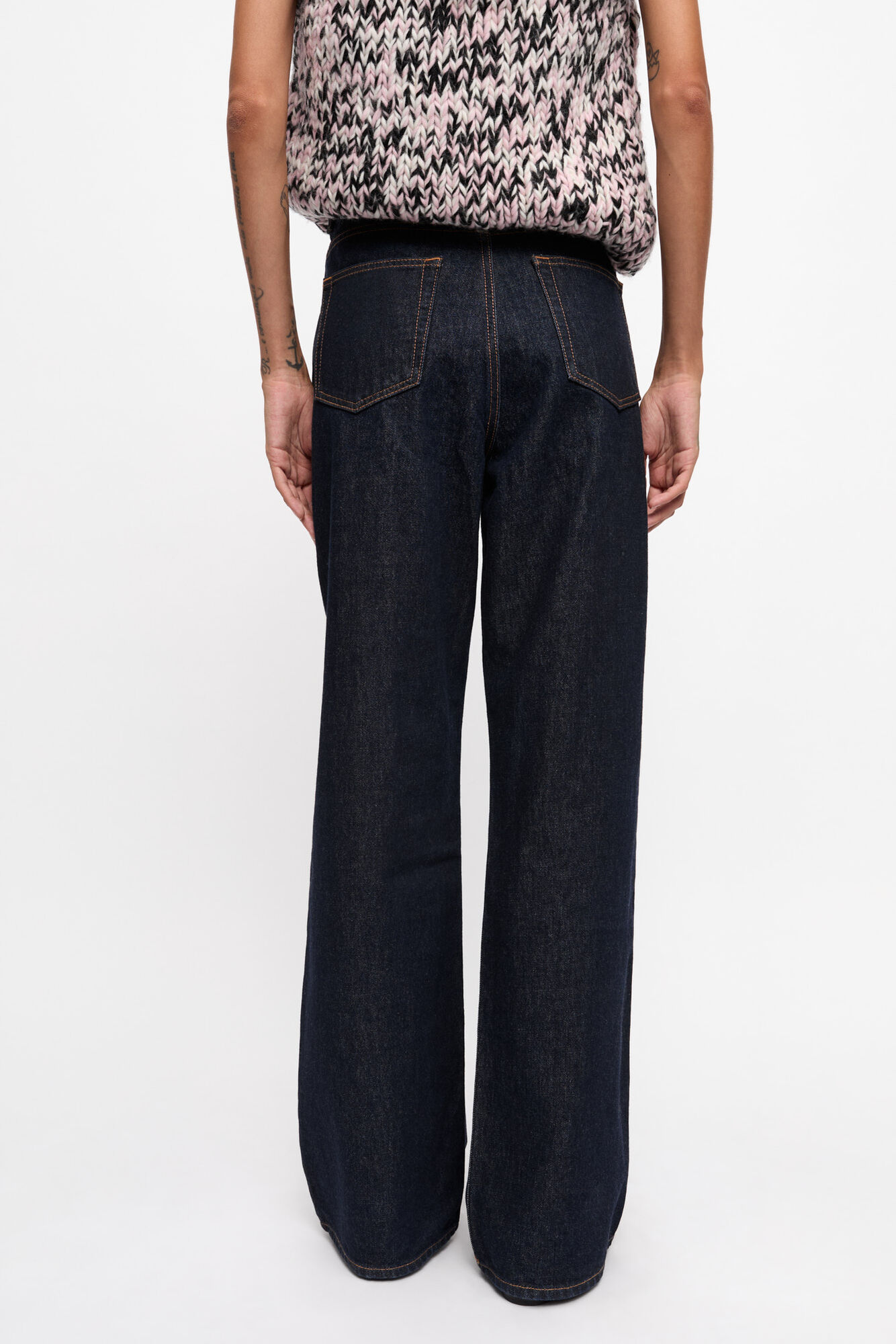 Izey Jeans in Rinse Denim, Organic Cotton, in colour Rinse - 3 - GANNI