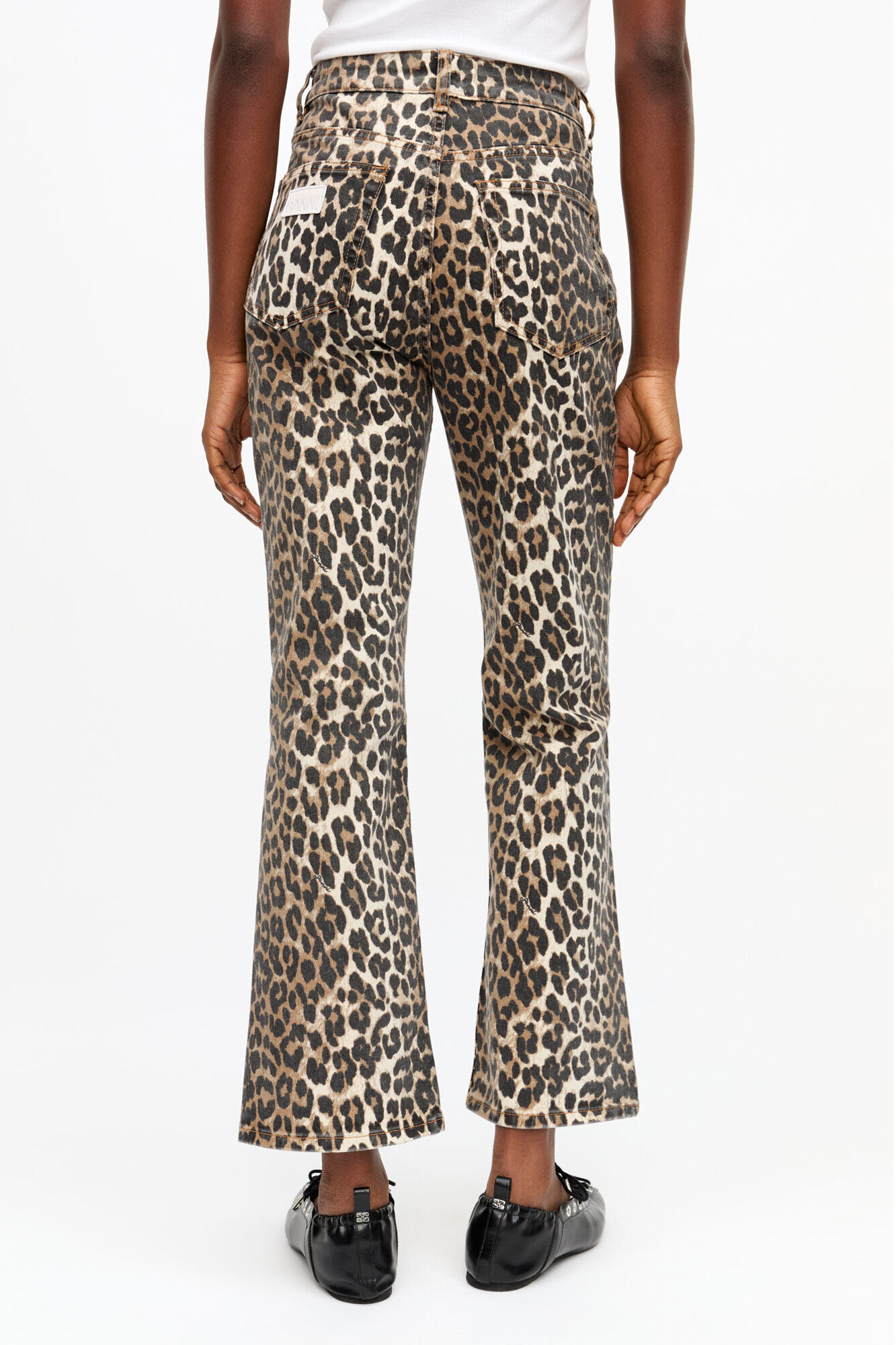 Betzy Cropped Jeans in Leopard Denim, Organic Cotton, in colour Leopard - 3 - GANNI