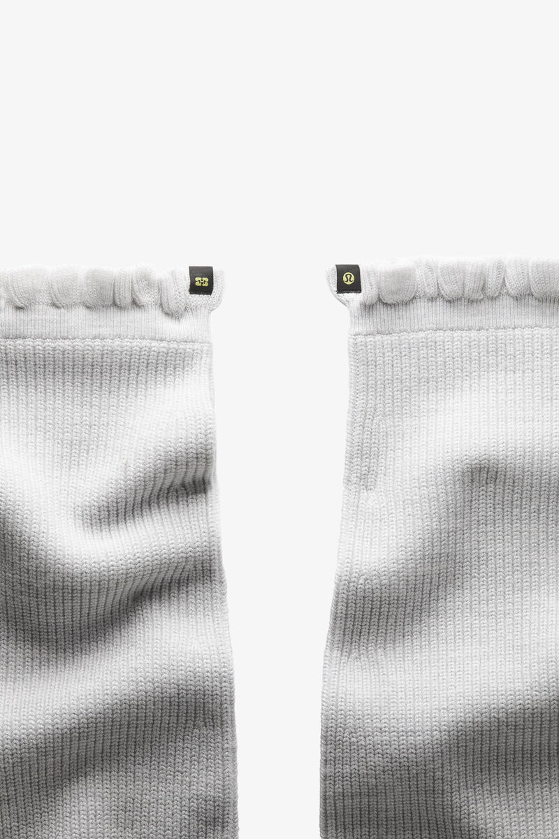 Leg Warmers in Grey Wool-Blend, Wool, in colour Heathered Core Ultra Light Grey - 2 - GANNI