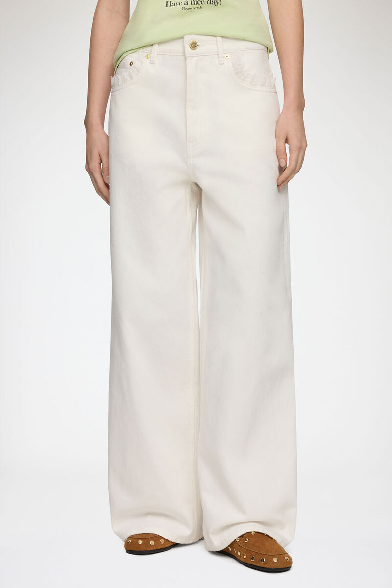 Lari Straight Jeans in White Denim, Organic Cotton, in colour Bright White - 2 - GANNI