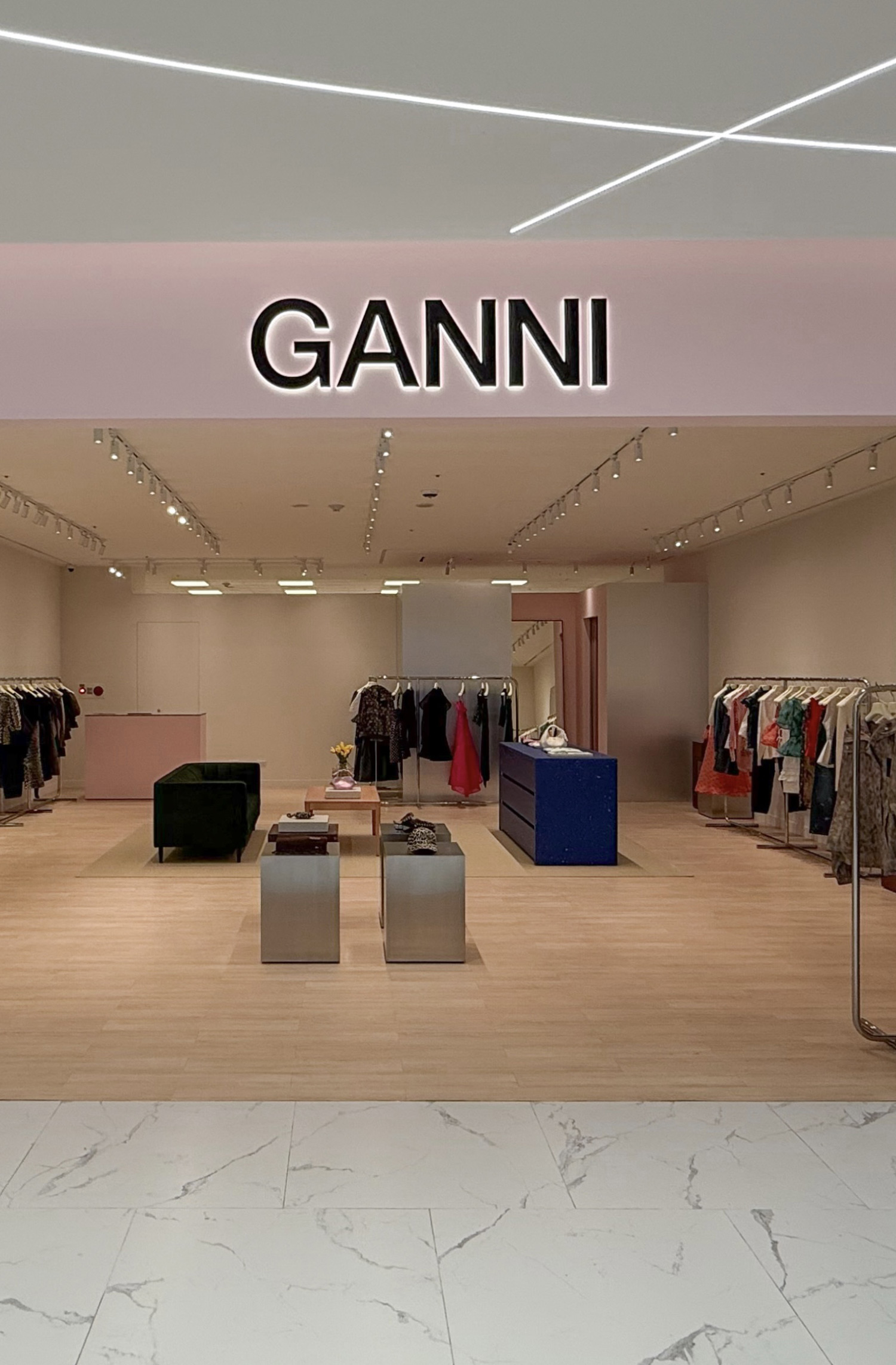 GANNI HANSHIN INTERCONTINENTAL